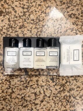 Beekman 1802 Fresh Air Travel Bath Set — White Bottles & Soap